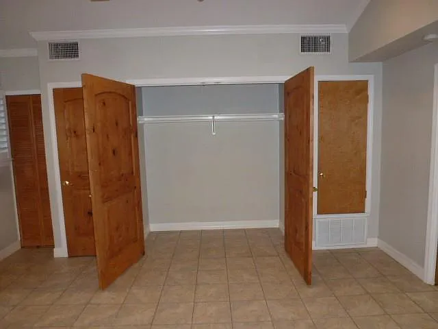 211C S Meadowlark St — Photo 10