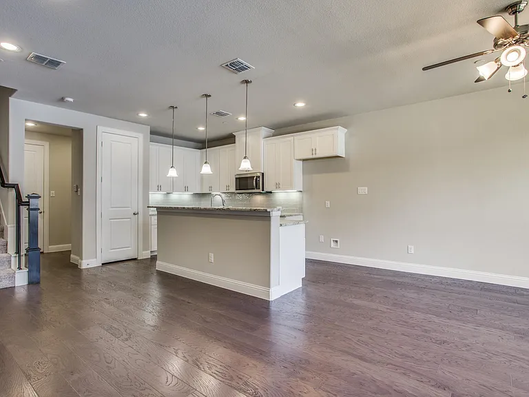 6329 Fortuna Ln — Photo 6
