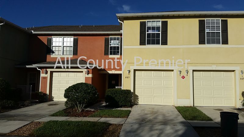 1st image of 605 Cresting Oak Cir #97