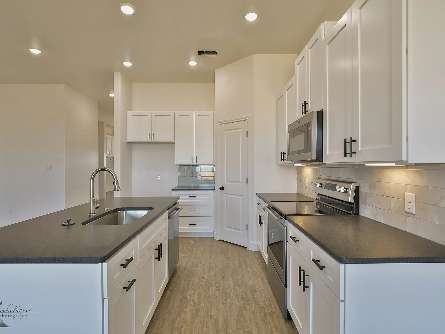 3 bed, 1439 sqft, $2,750 — Photo 3