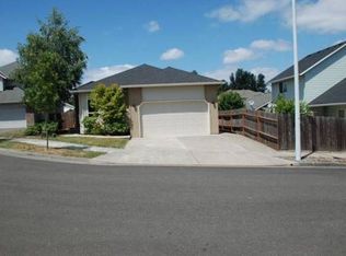 3831 NE 205th Ave, Fairview, OR 97024