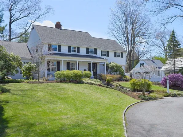 117 Forest St, Wellesley, MA 02481