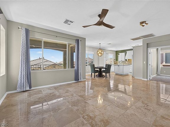 3rd image of 11821 Luna Del Mar Ln