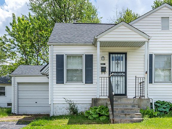 3rd image of 10226 Shamrock Ln
