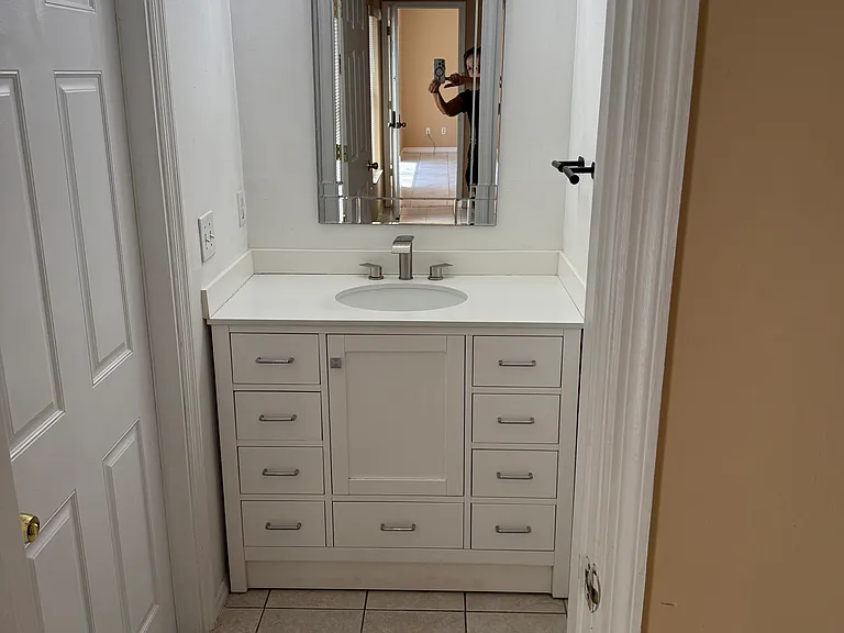 2608 Avondale Ct — Photo 6