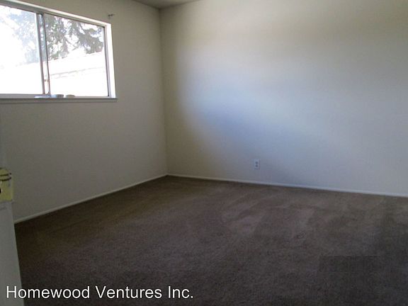 3rd image of 1007 Willow St APT 14