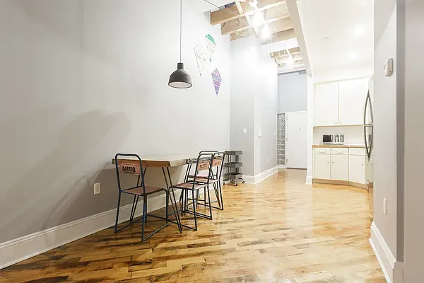 Rented by Dream Space Realty | media 14