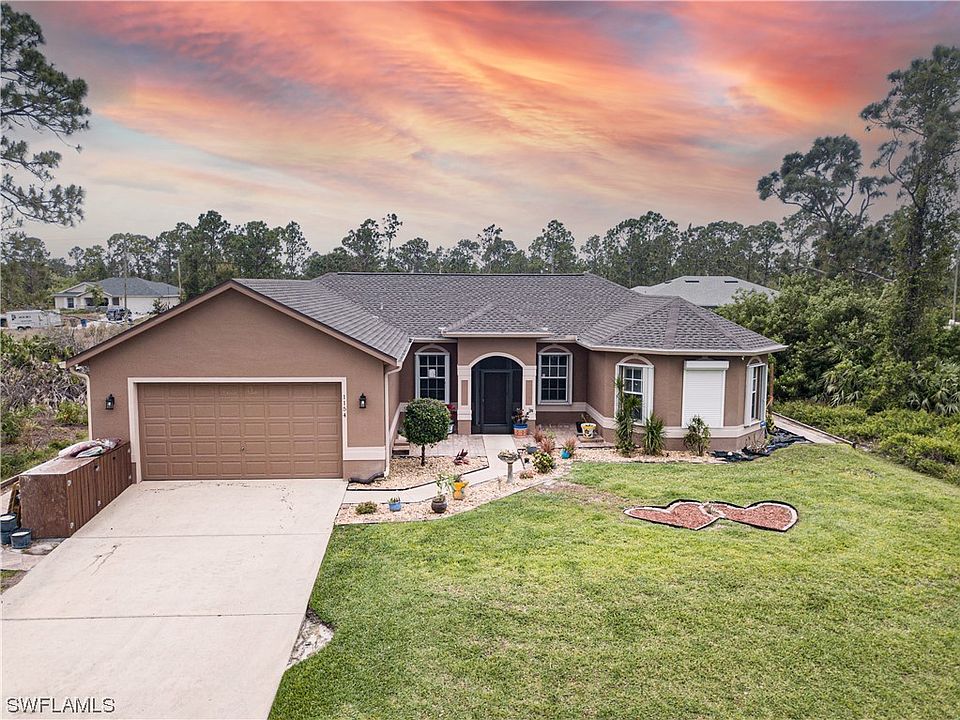 1st image of 1154 Damen St E