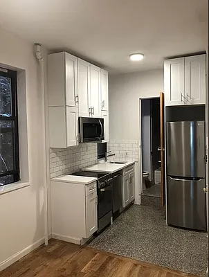 Rented by REAL New York | media 7