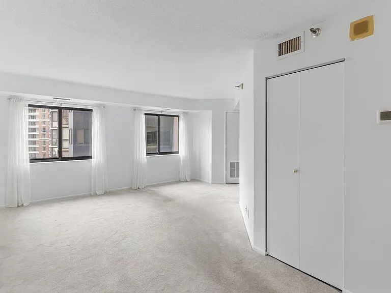 900 N Stafford St #1510 — Photo 11