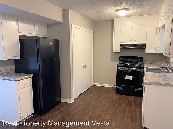 2nd image of 4053 Log Cabin Dr #9901769