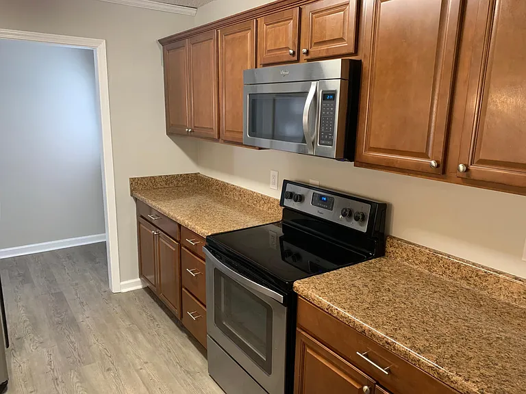 13814 Faversham Ct — Photo 8