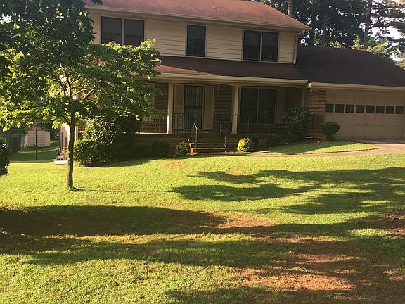 3rd image of 674 Tahoe Cir
