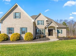 7412 Felloes Ct, Oak Ridge, NC 27310