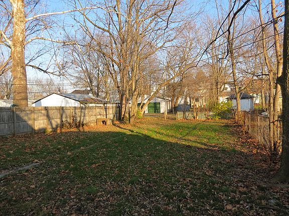 3rd image of 441 S 12th St