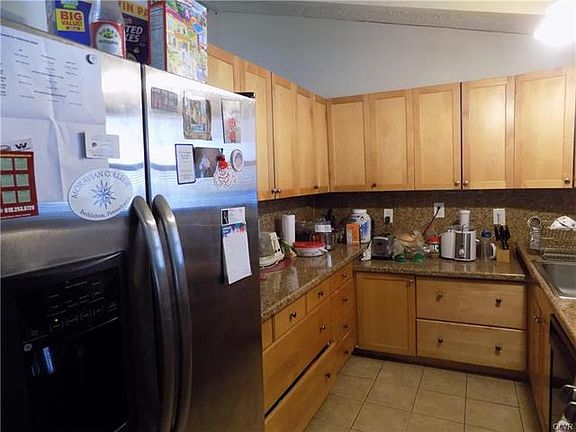 3rd image of 3700 Haupt St
