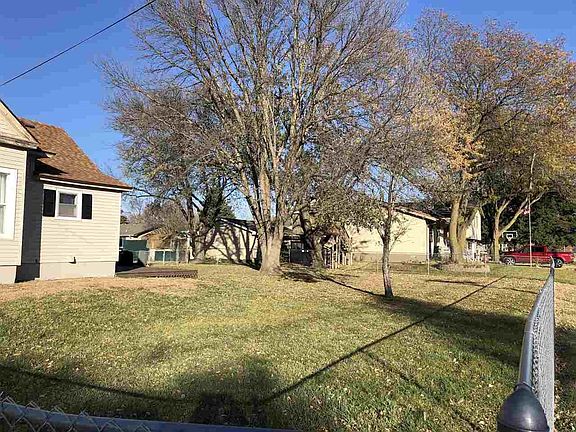4th image of 403 S Boyer St