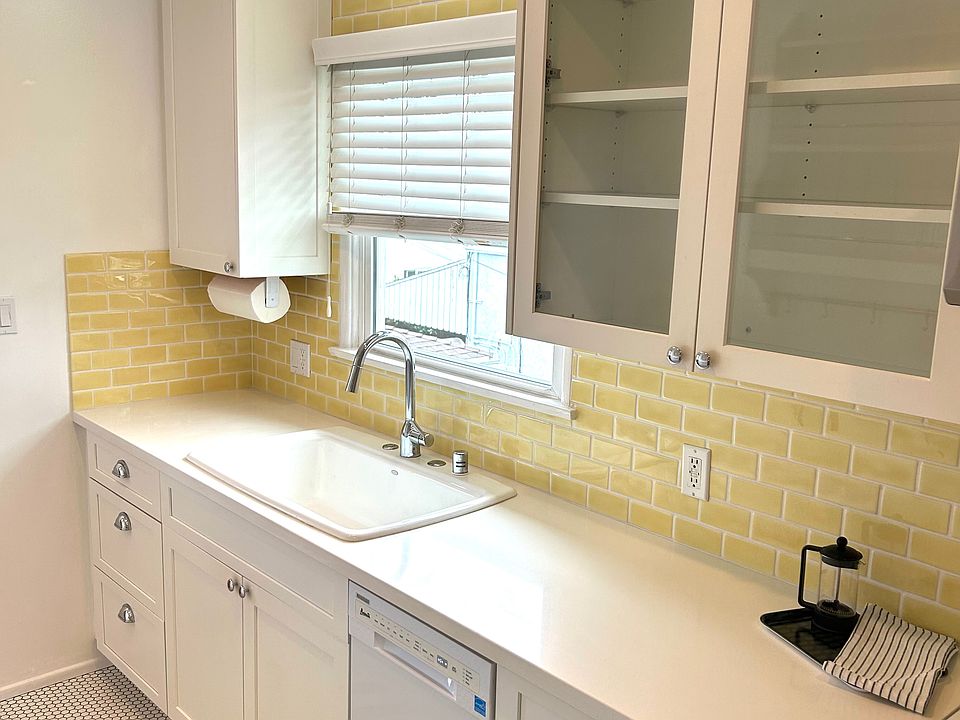1st image of 2518 Chandler Blvd #2518
