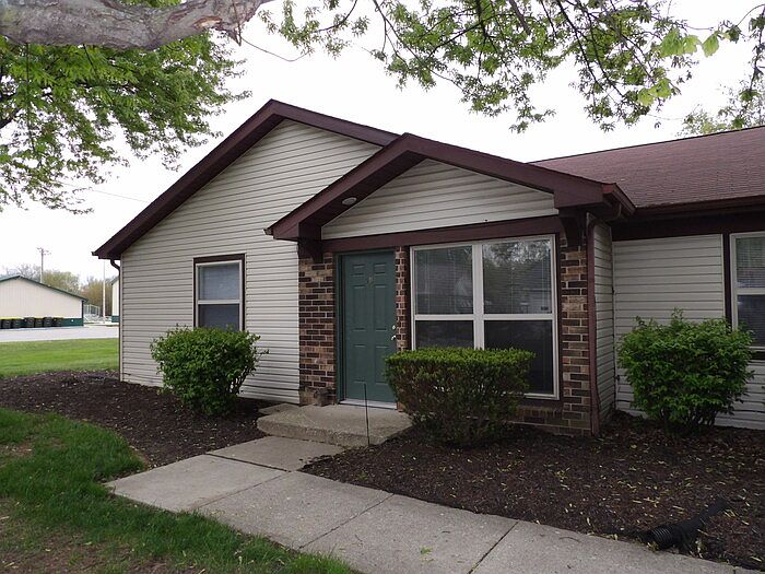 1st image of 1520 N Main St APT 6D