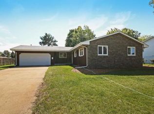 3219 Thurber Rd, Brooklyn Center, MN 55429