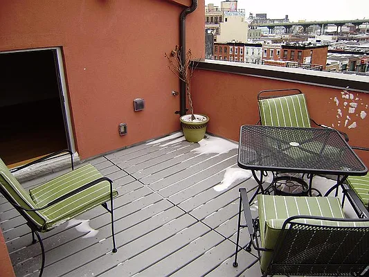 Sold by Belvedere Bridge Realty, LLC | media 2