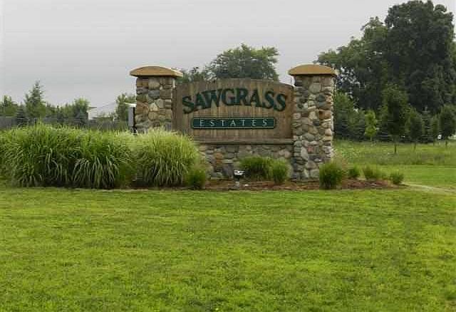 1st image of Sawgrass Ln