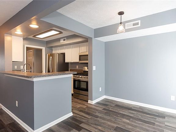 4th image of 8524 Mandell Dr