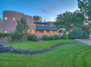 8415 Rio Grande Blvd NW, Los Ranchos De Albuquerque, NM 87114