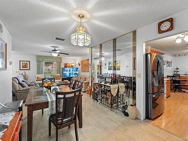2 bed, 2.0 bath, 1440 sqft, $1,600 — Photo 4