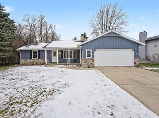 3801 Navaho Dr SW, Grandville, MI 49418