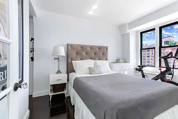 Sold by Compass | media 5