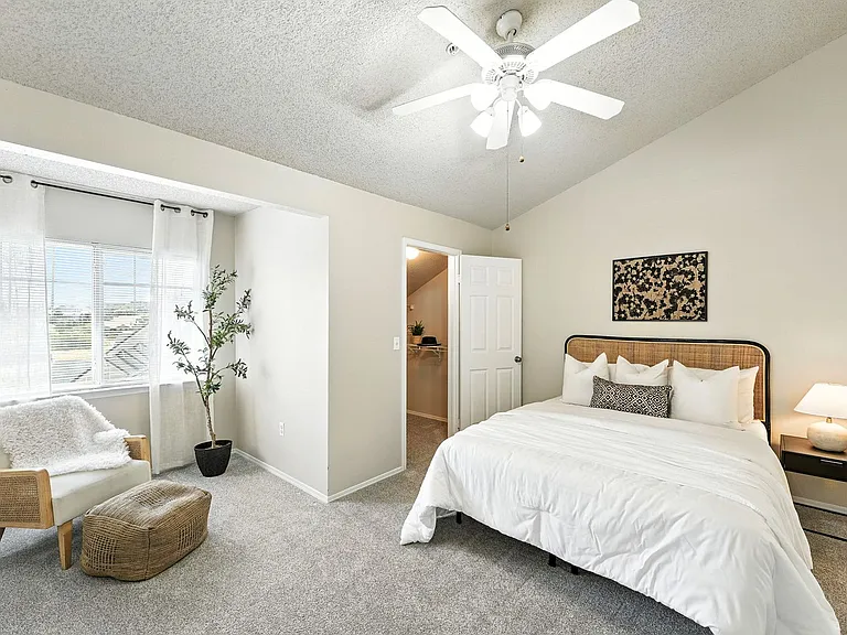 1876 Mallard Dr — Photo 15