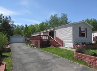 27 Burger Dr, Duluth, MN 55808