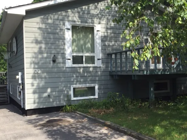 70 Penetang St #1, Barrie, ON L4M 1V6