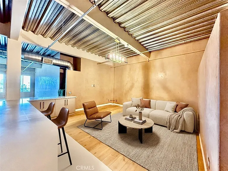 312 W 5th St #1205 — Photo 10