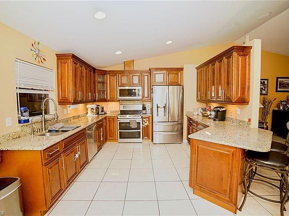 2nd image of 397 Pennfield St
