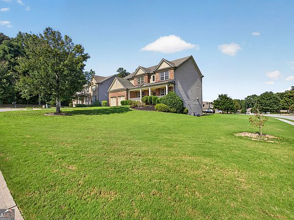 3rd image of 3952 Ivy Gate Dr