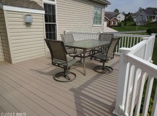 6313 Oak Leaf Ln, Fayetteville, PA 17222