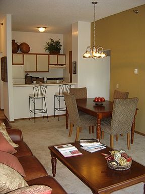 1st image of 6125 Chasewood Pkwy APT 206