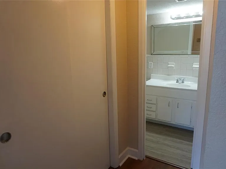 470 3rd St S #309 — Photo 13