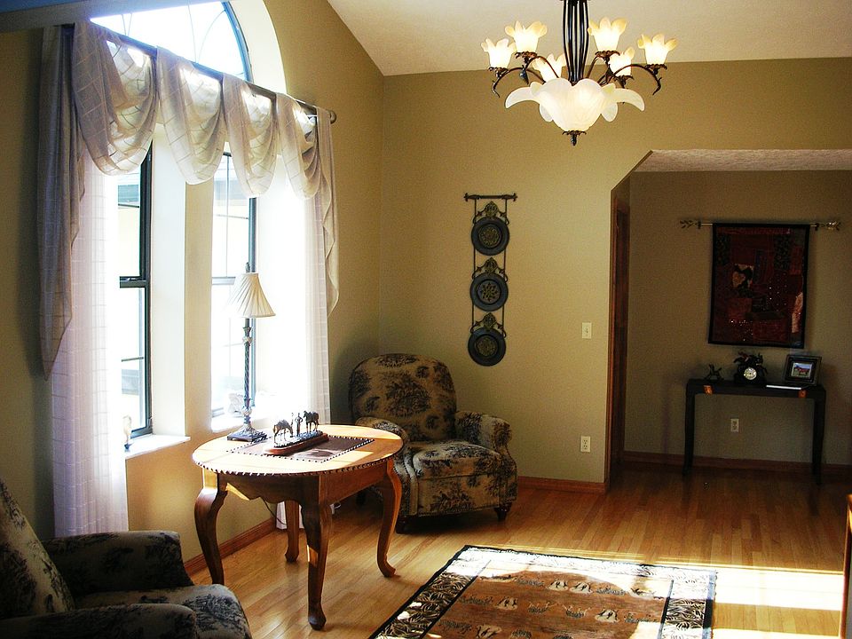 1st image of 4951 SE 212th Ct