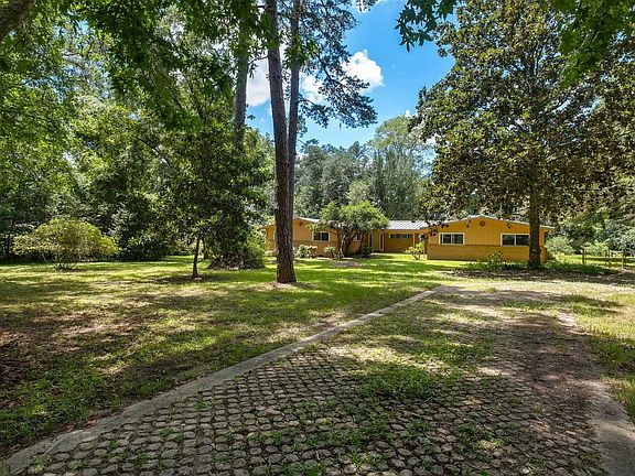 4th image of 3316 Lakeshore Dr