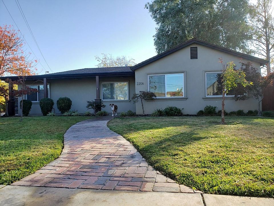 1st image of 2206 6th Ave