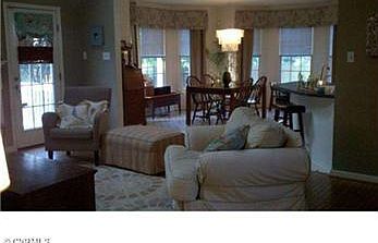 4th image of 9018 Little Joselyn Dr