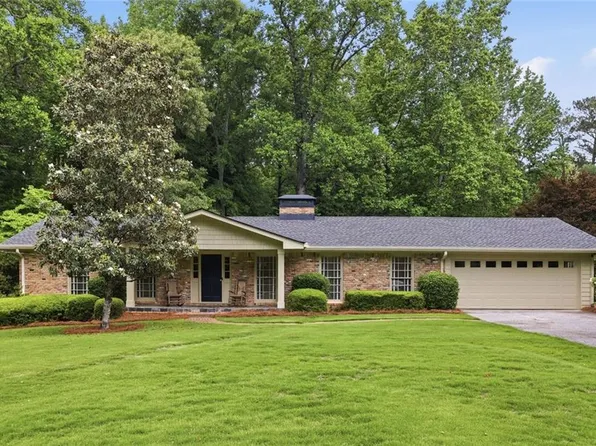7265 Thornhill Ln, Sandy Springs, GA 30328