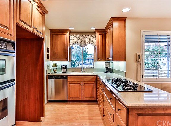 2nd image of 35531 Crestview Dr