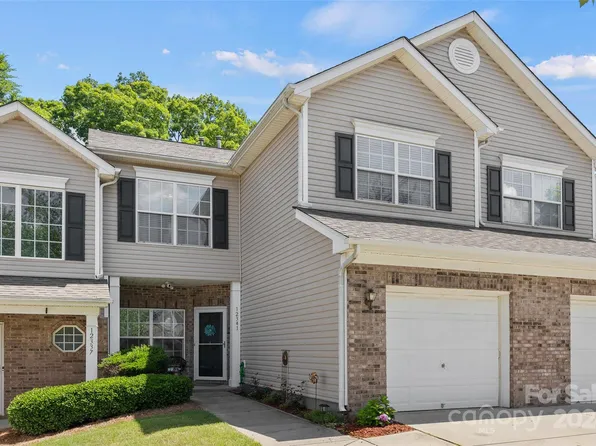 12341 Stratfield Place Cir, Pineville, NC 28134
