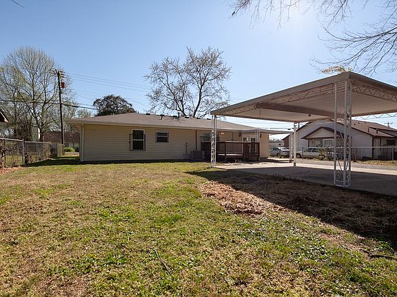 5th image of 3557 Chesapeake Dr