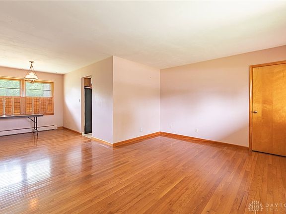 2nd image of 54 Deneen Ave
