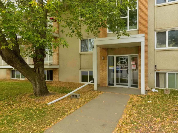 10140 151st St NW #205, Edmonton, AB T5P 1T4